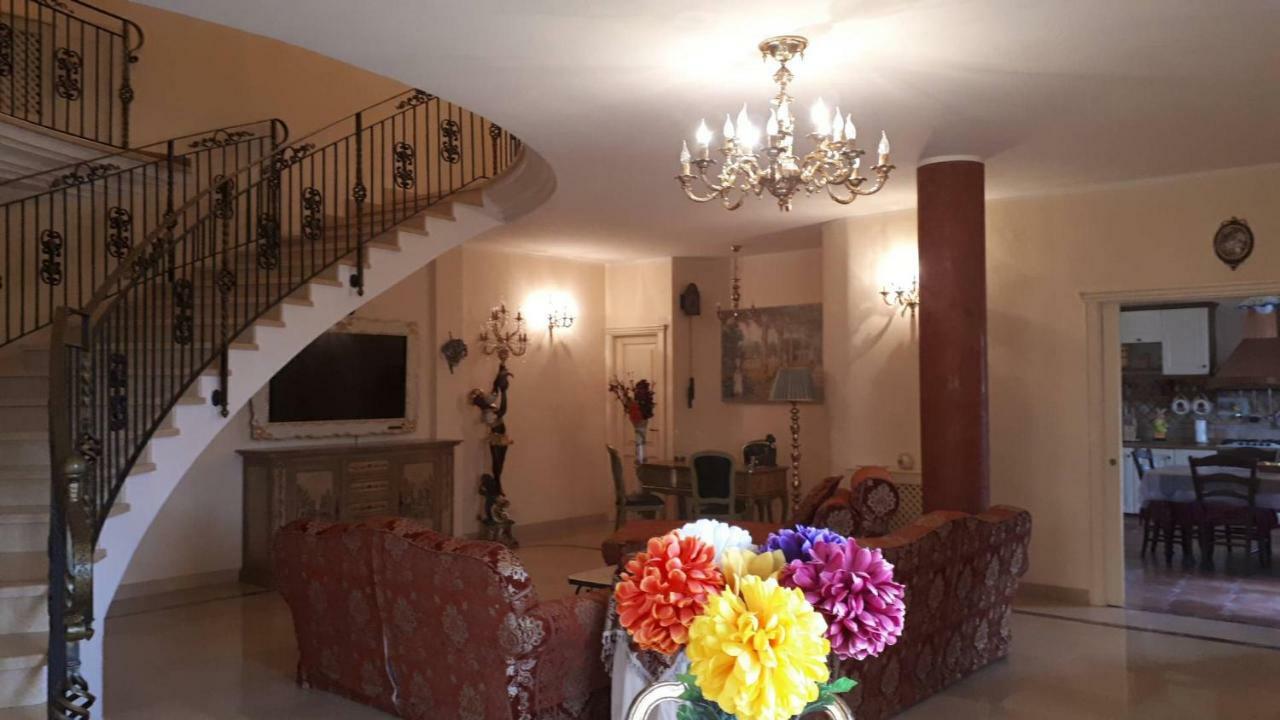Villa Dei Sogni Sant'Arpino Экстерьер фото